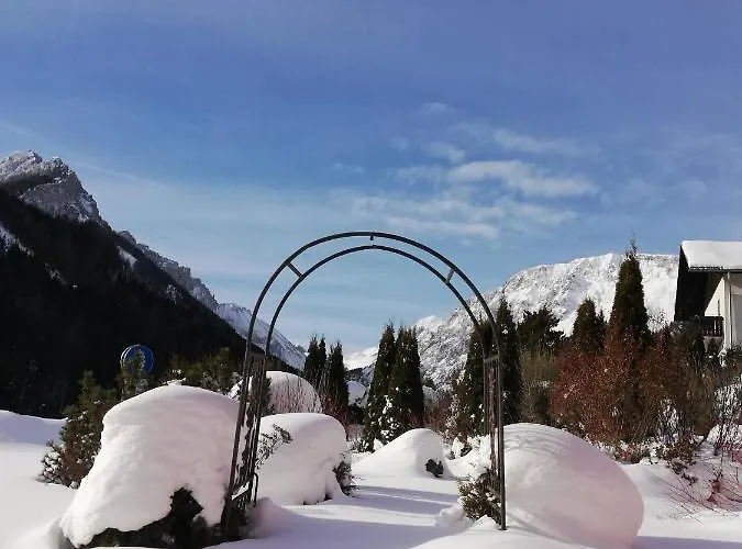 بيت ضيافة Fruehstueckspension Seeberghof Seewiesen